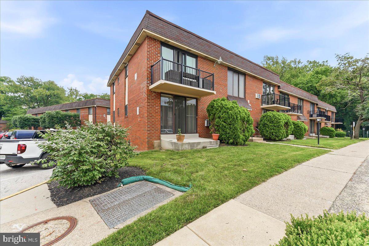 100. #d 9 E Glenolden Ave Ave #d-9 Property Photo 1