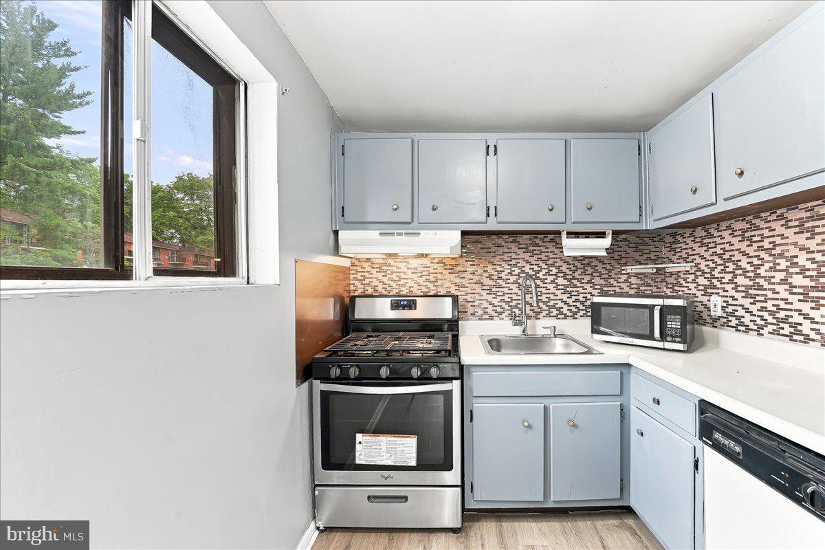 100 E Glenolden Ave Ave #d-9 Property Photo 13