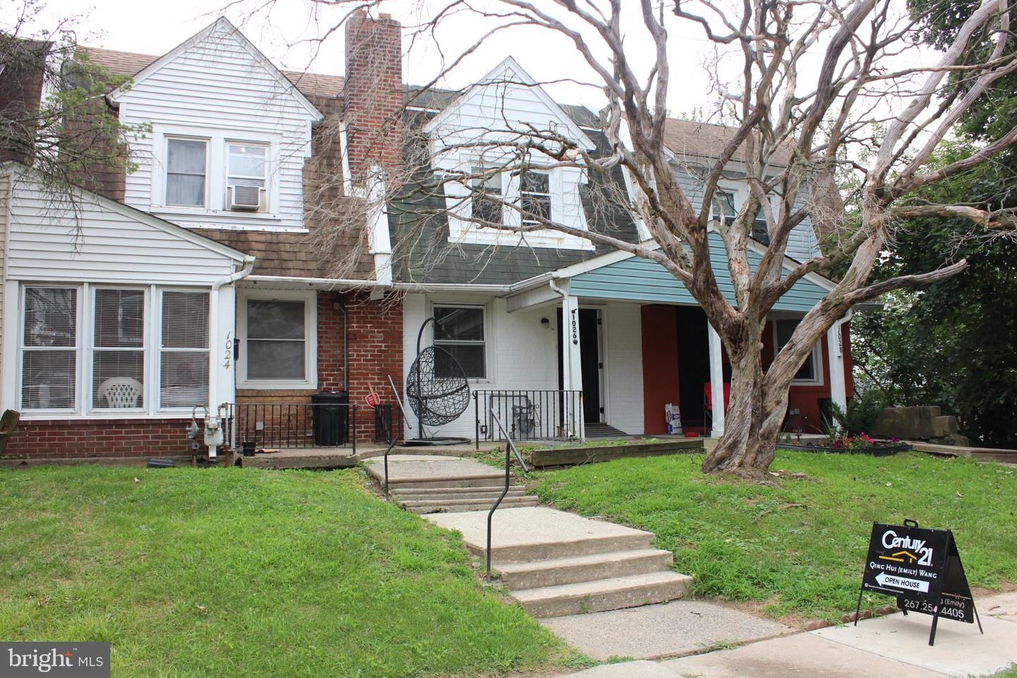 1026 Hansen Pl Property Photo 1