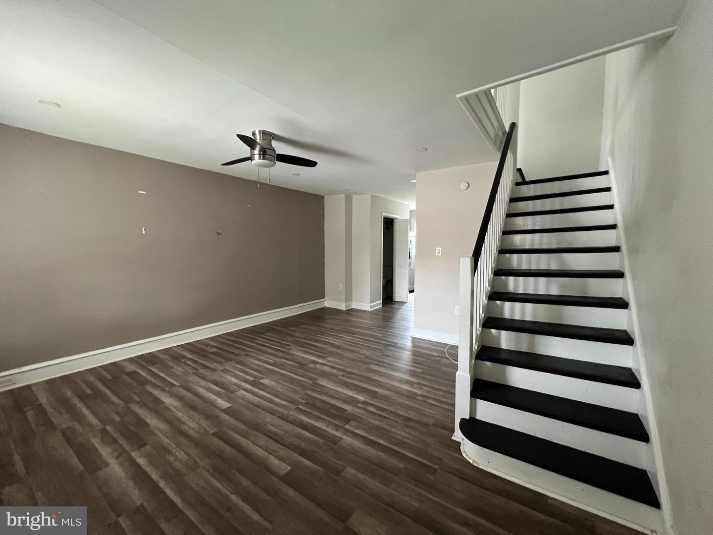 1026 Hansen Pl Property Photo 5
