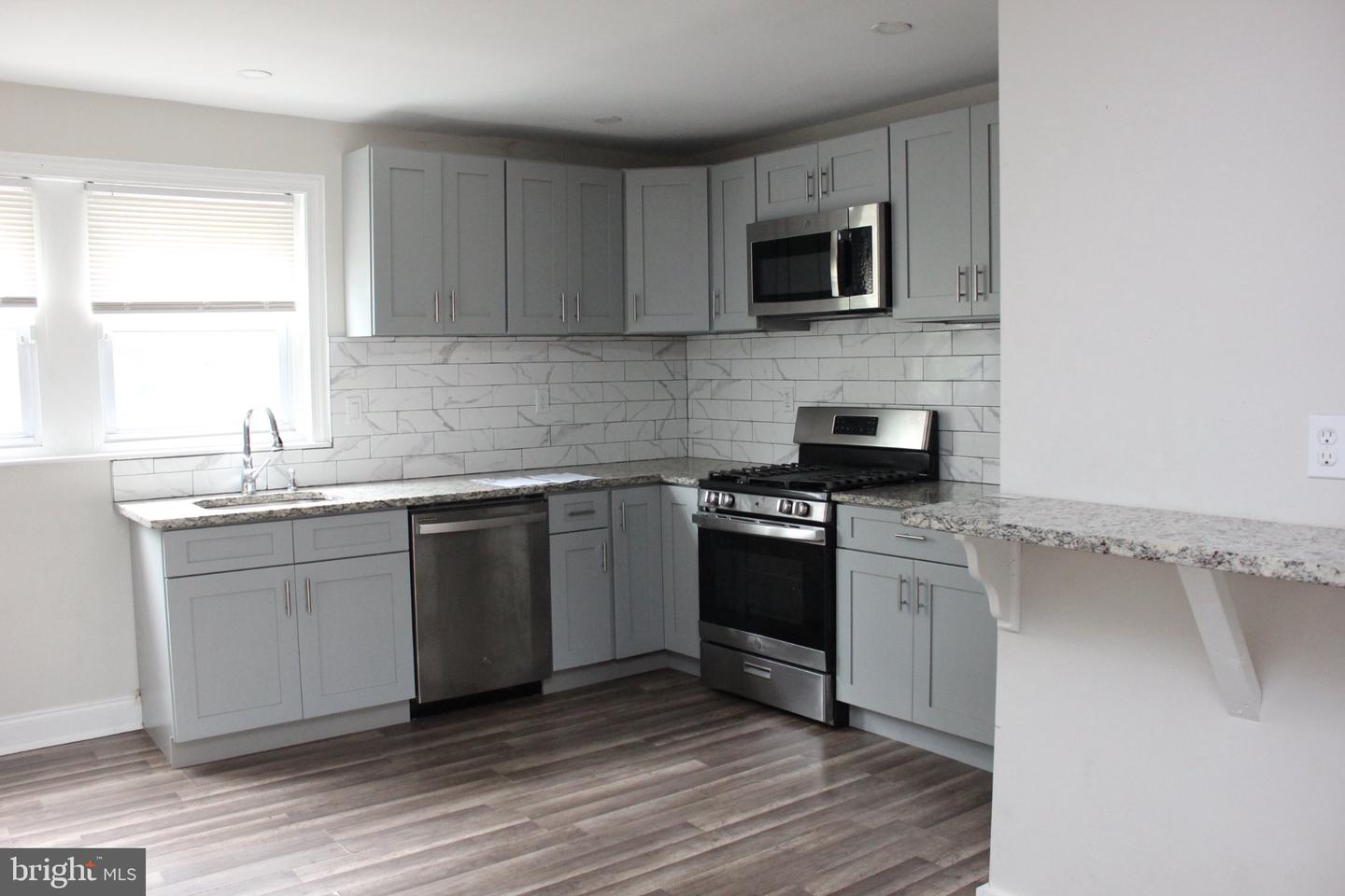 1026 Hansen Pl Property Photo 12