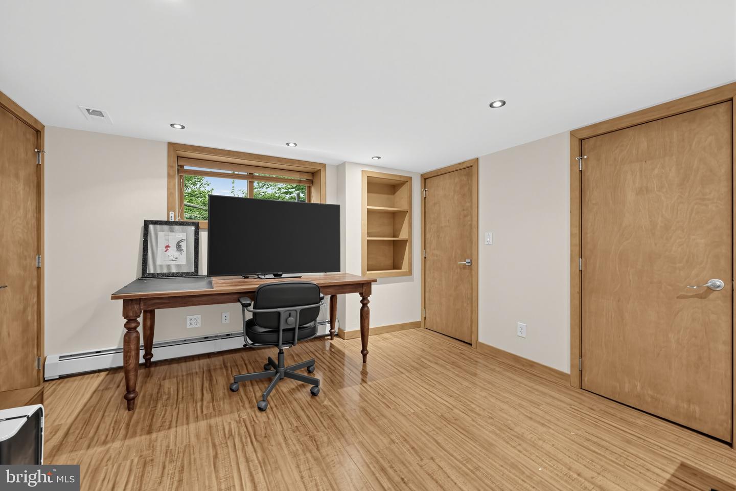 211 N West St Property Photo 47