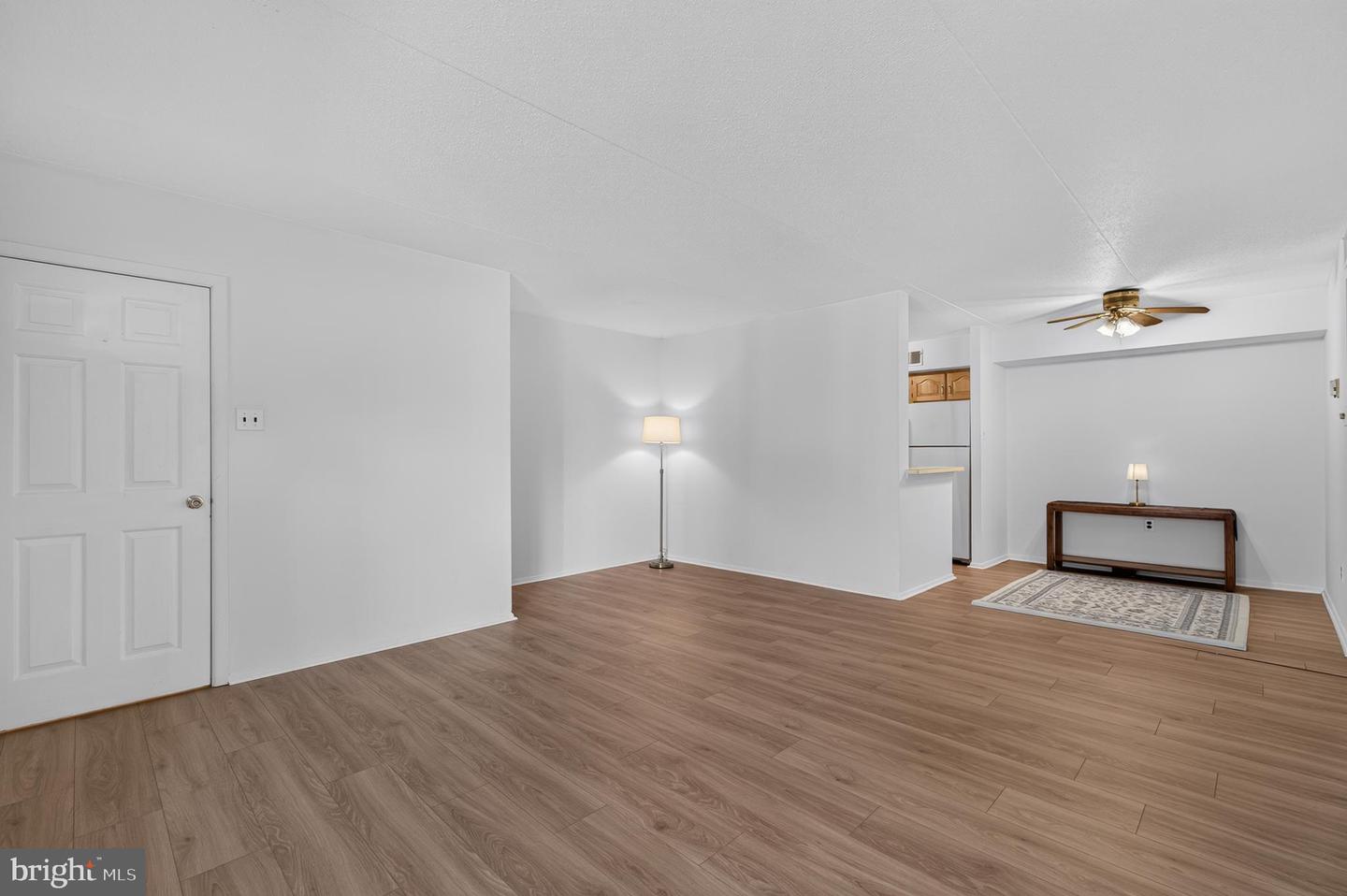 5200 Hilltop Dr #313 Property Photo 6