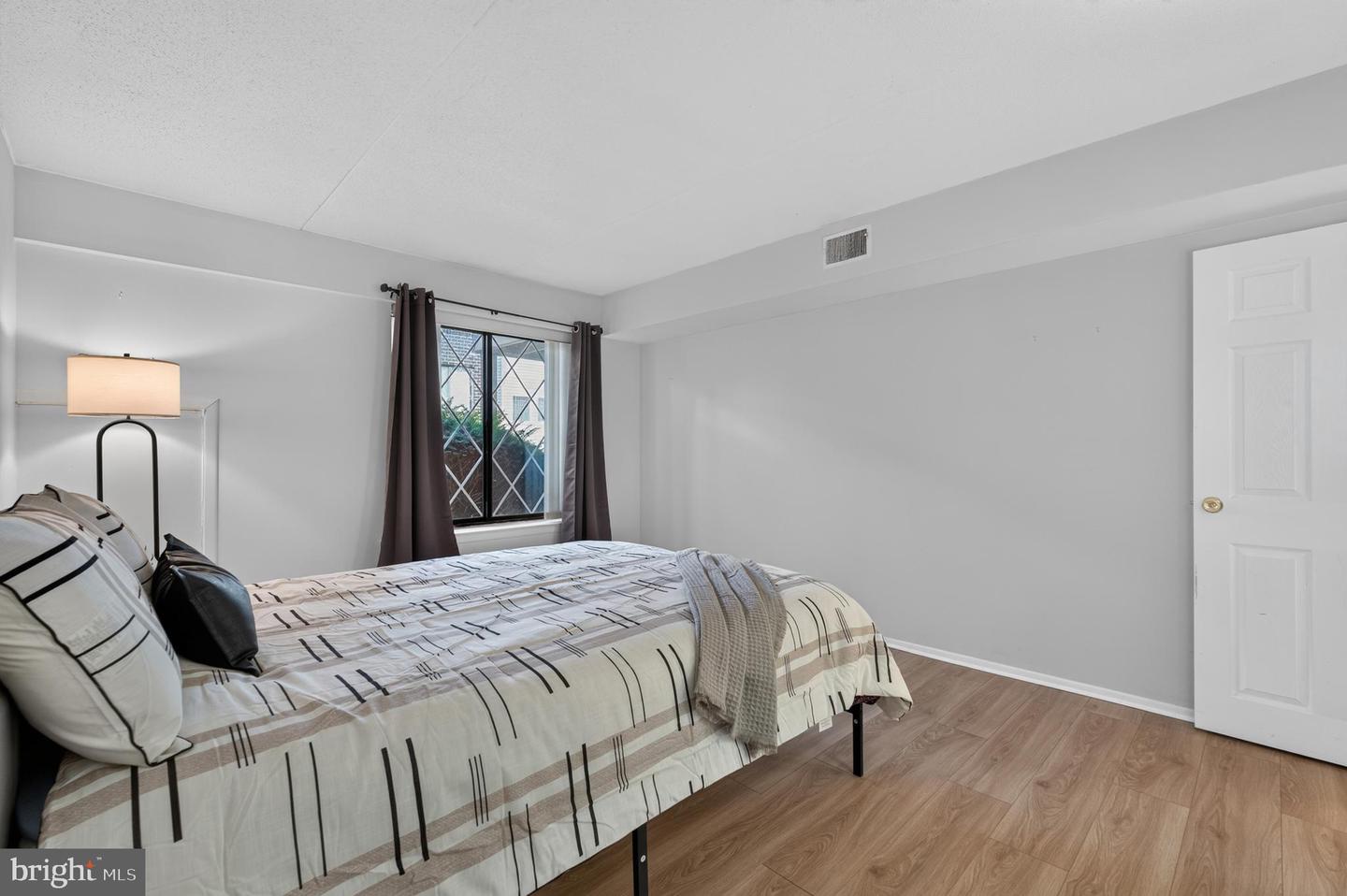 5200 Hilltop Dr #313 Property Photo 11