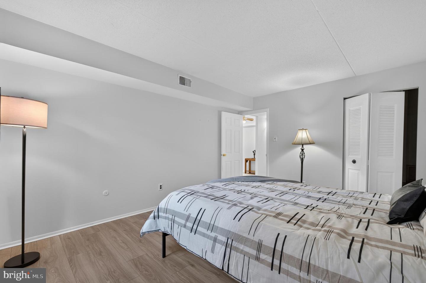 5200 Hilltop Dr #313 Property Photo 12