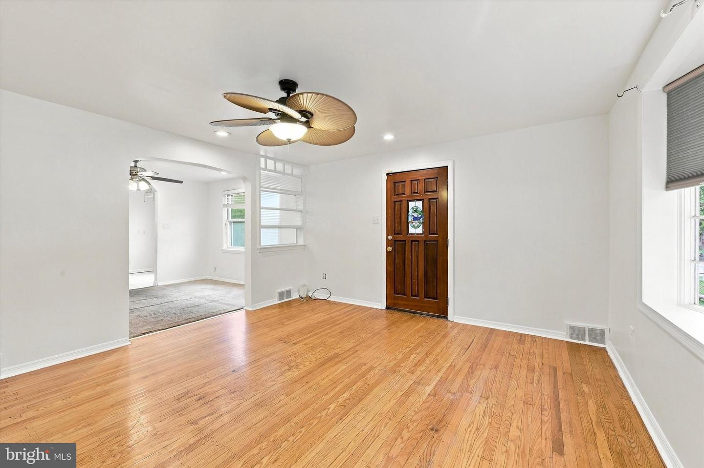 517 Poplar St Property Photo 3