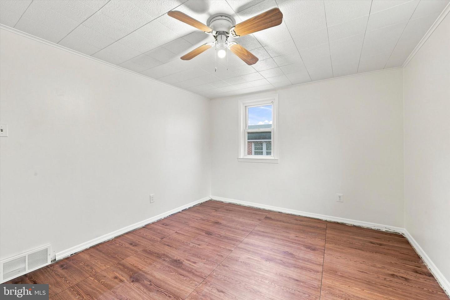 517 Poplar St Property Photo 9