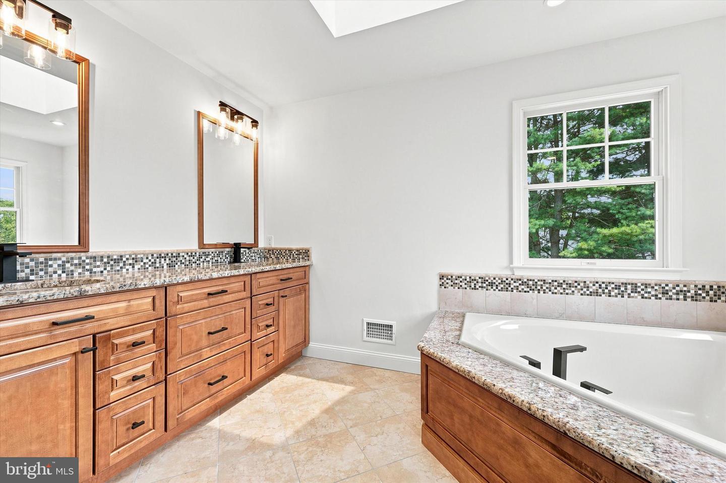16 Heather Way Property Photo 30
