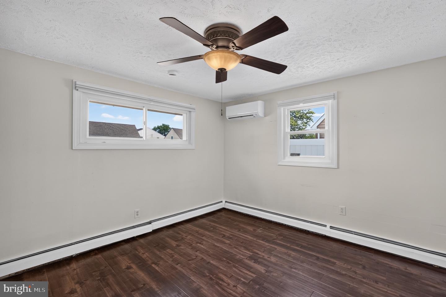 809 Quince Ln Property Photo 17