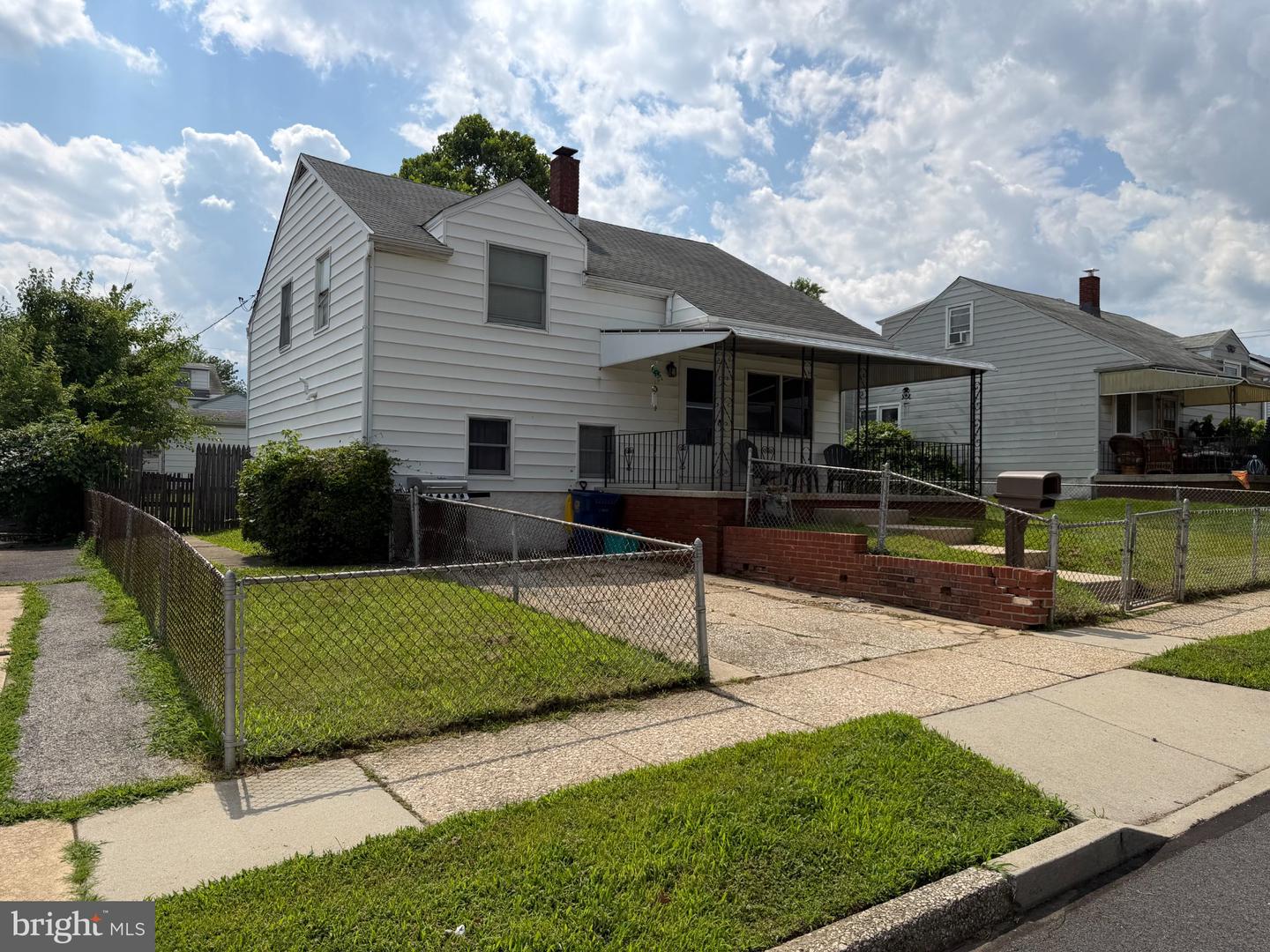 1344 Forrest St Property Photo 1