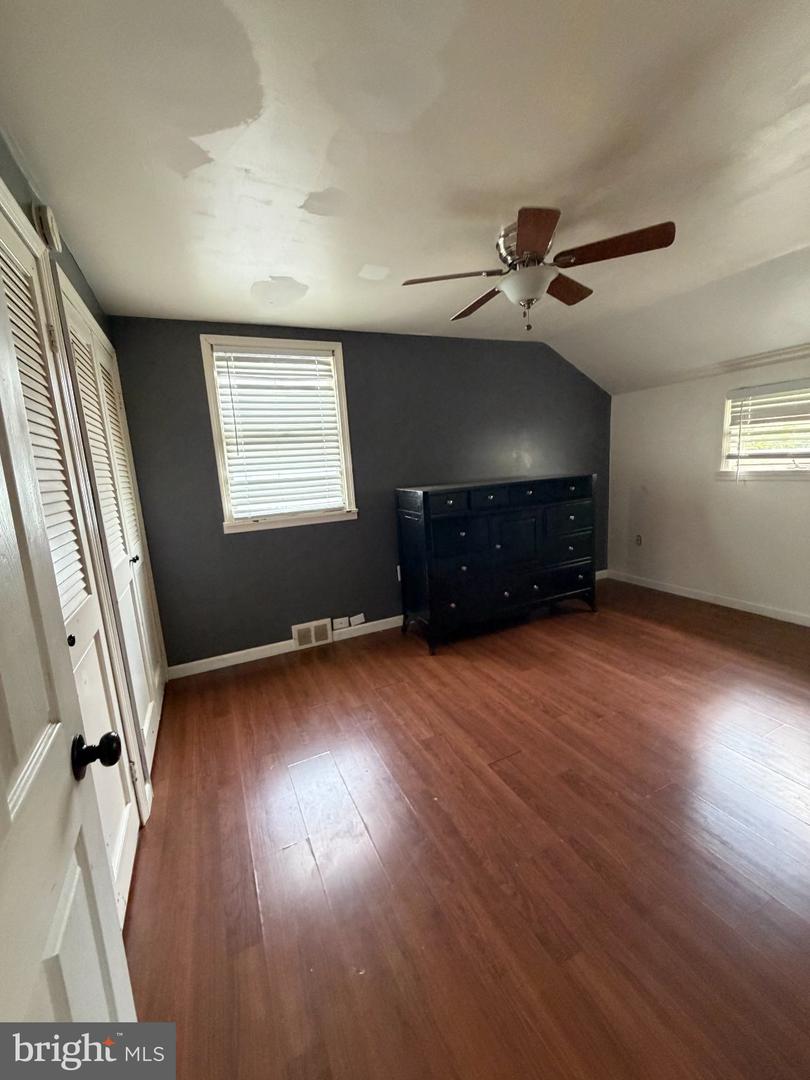 1344 Forrest St Property Photo 11
