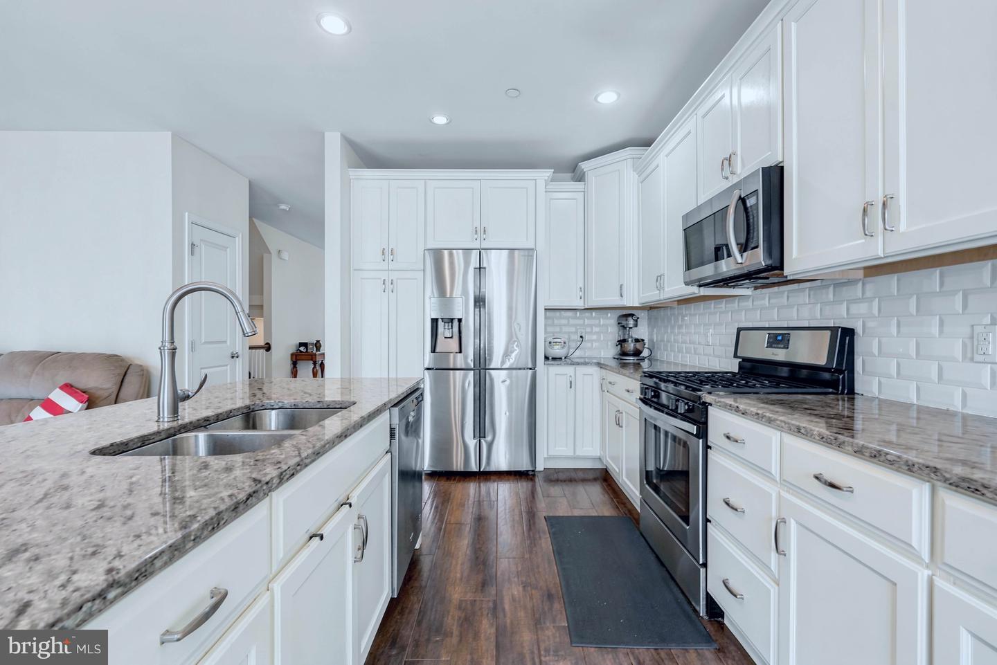 103b Jay Aly Property Photo 10