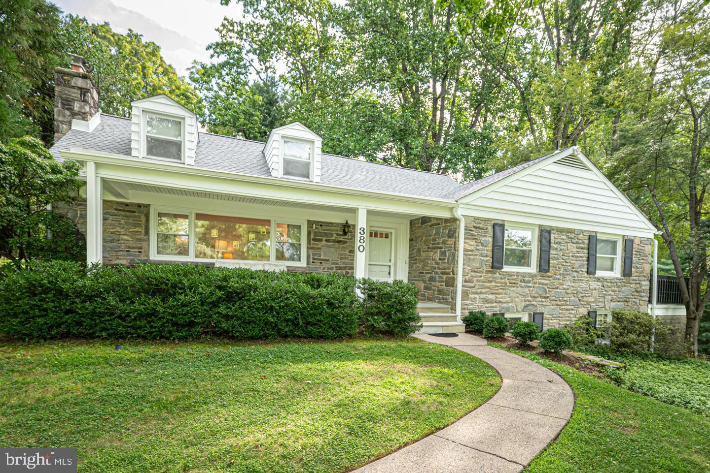 380 Sycamore Mills Rd Property Photo 1