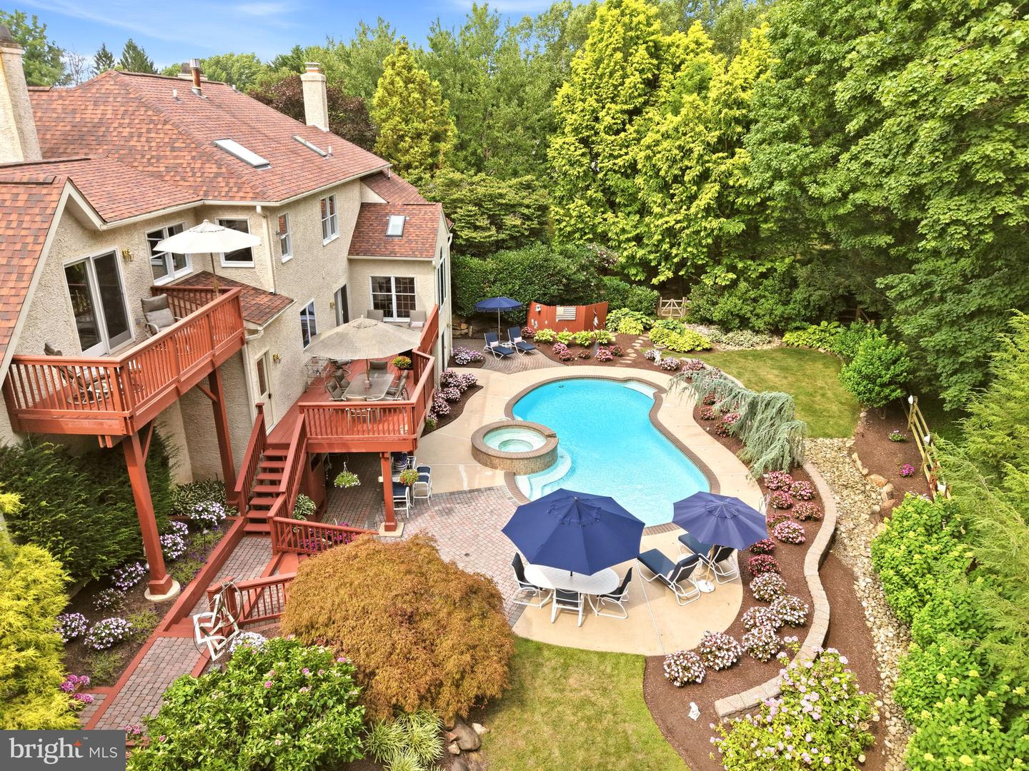 13 Chesterland Dr Property Photo 10