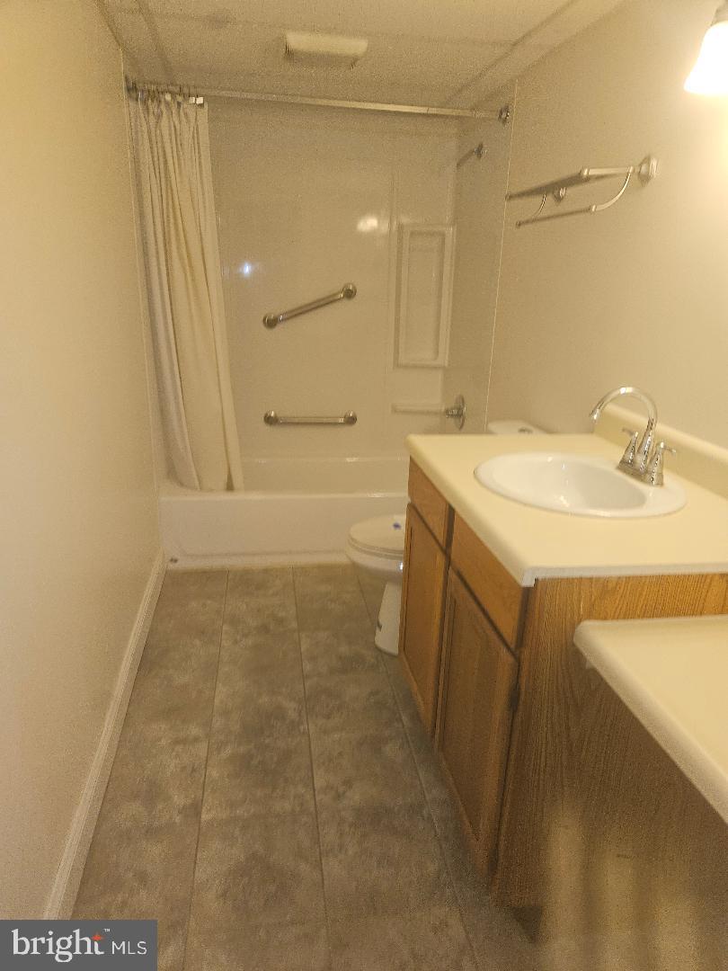 1111 Putnam Blvd #37 Property Photo 18
