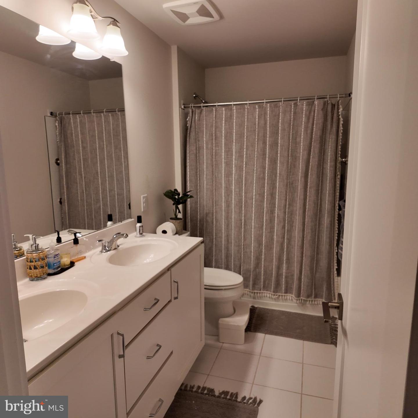 148 Kennedy Dr Property Photo 26