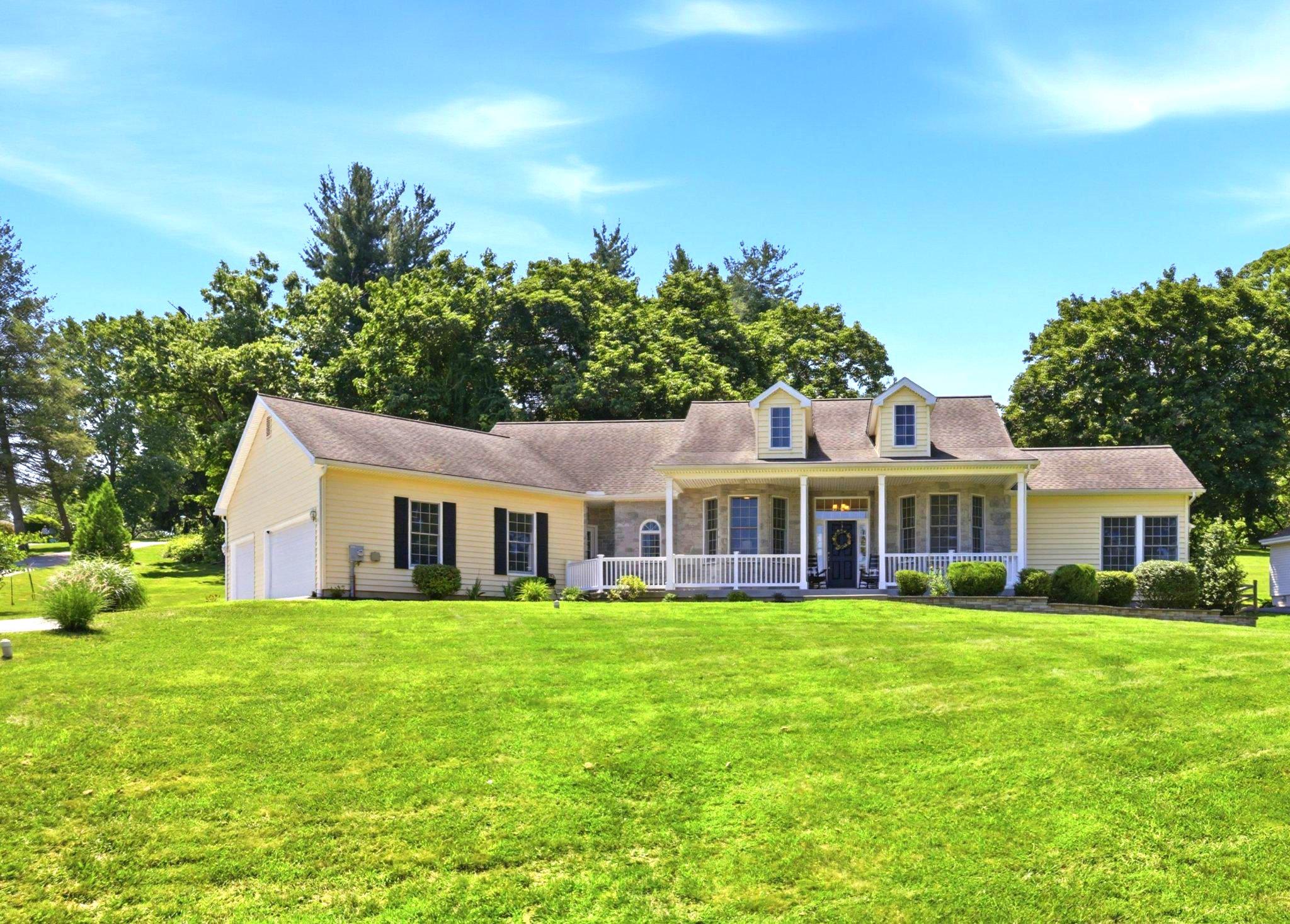 4902 W CHESTER PIKE