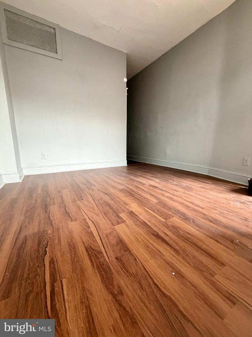 51 S Macdade Blvd #apt A Property Photo 4