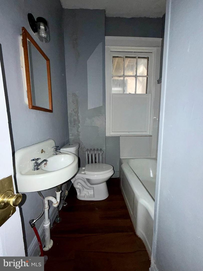 51 S Macdade Blvd #apt A Property Photo 10
