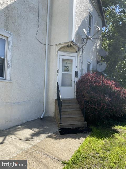 201 MCKINLEY AVE