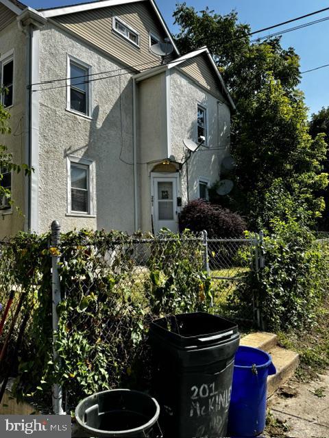 201 Mckinley Ave Property Photo 2