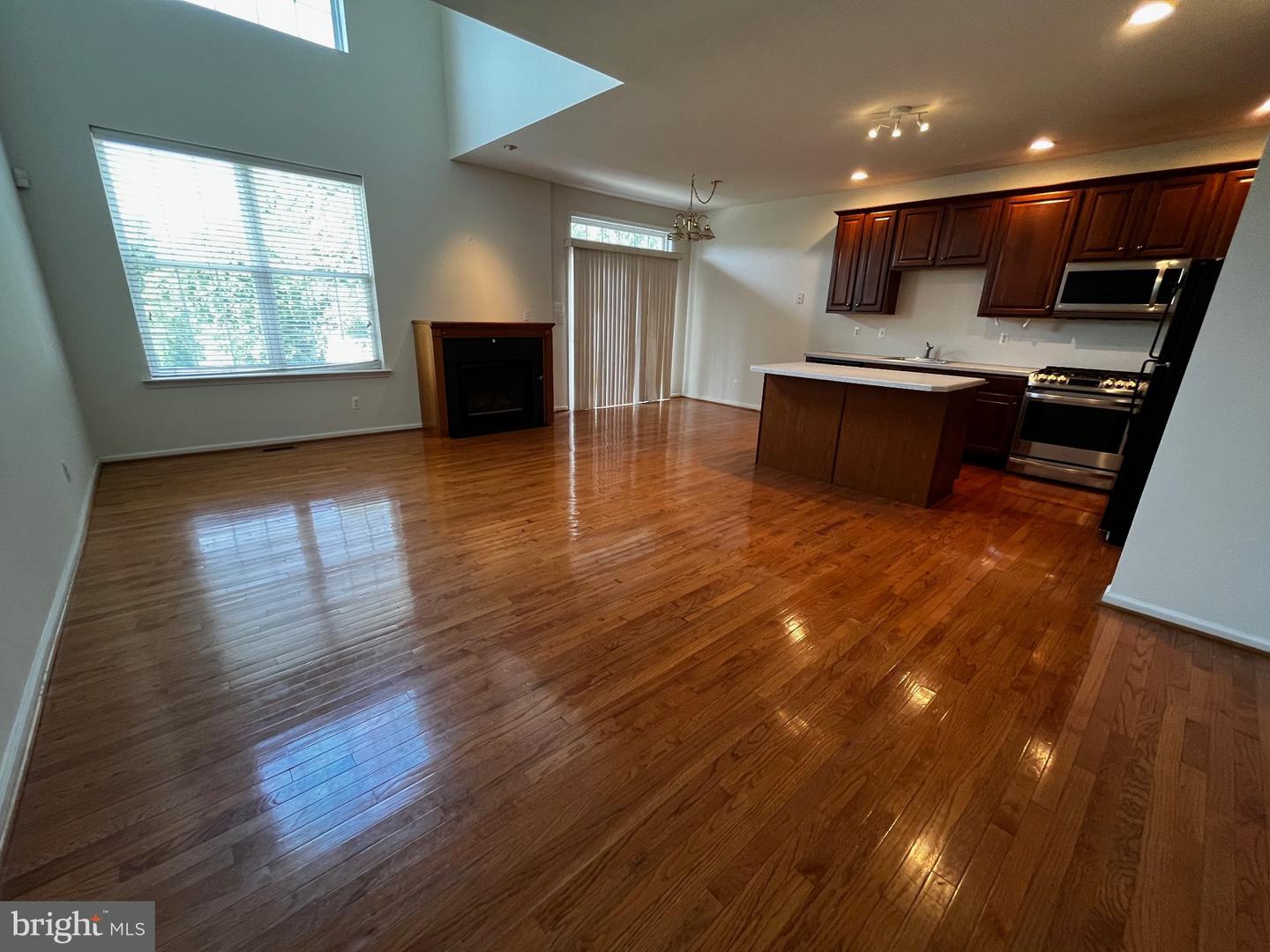 244 S Azalea Ct Property Photo 5