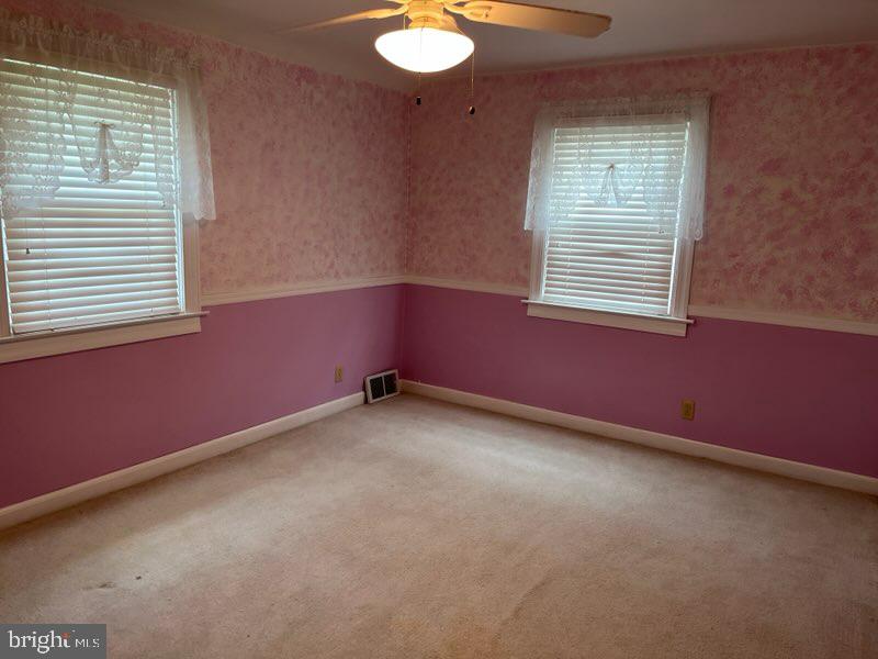114 Lincoln Ave Property Photo 8
