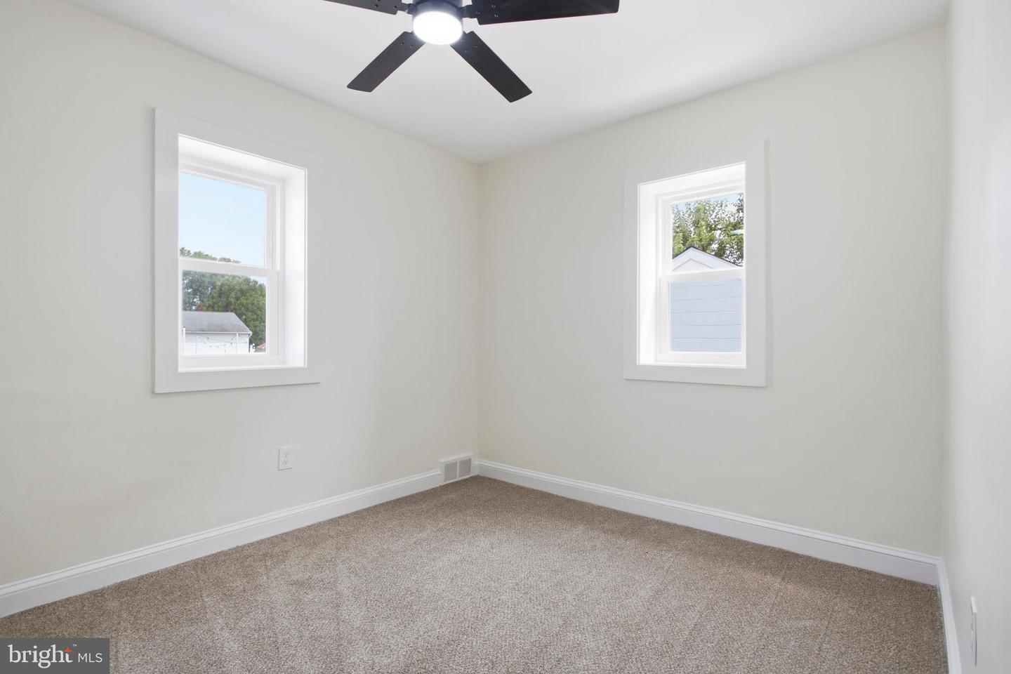 314 Swarthmore Ave Property Photo 24