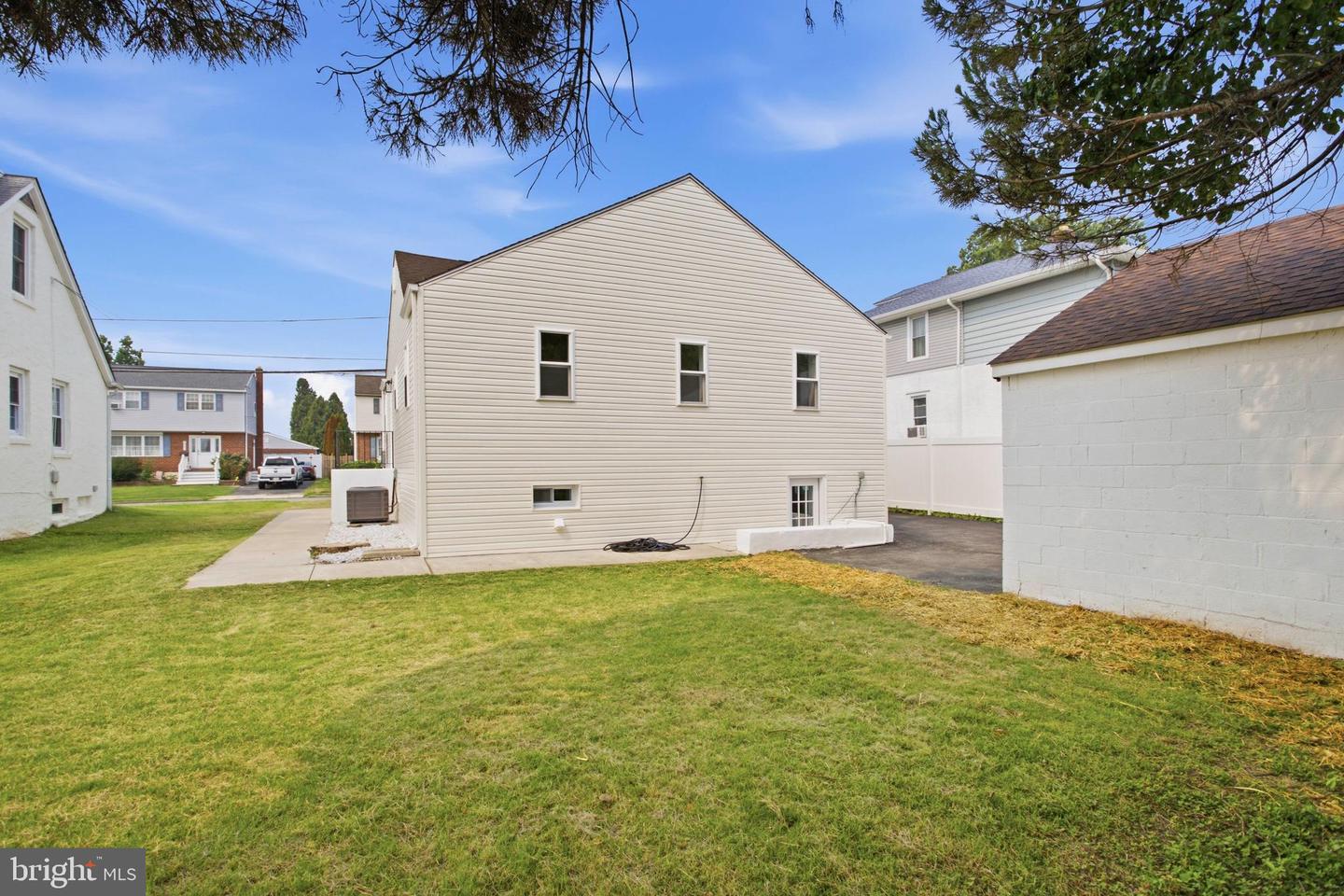 314 Swarthmore Ave Property Photo 44