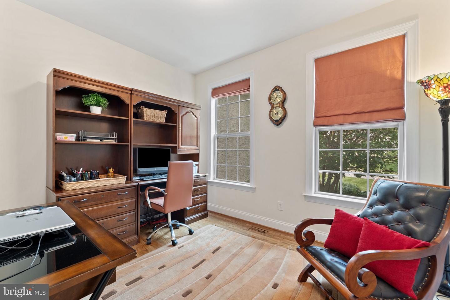 10 Springhouse Ln Property Photo 12
