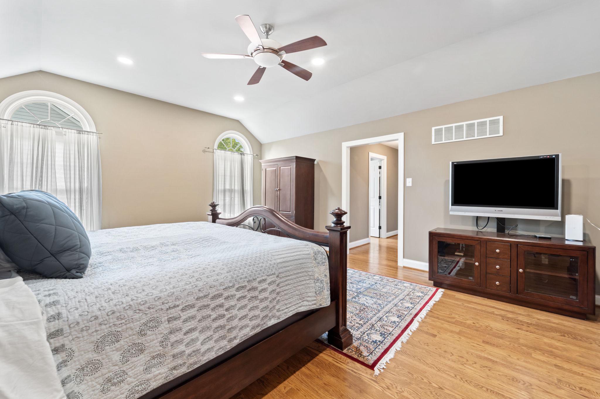 10 Springhouse Ln Property Photo 36