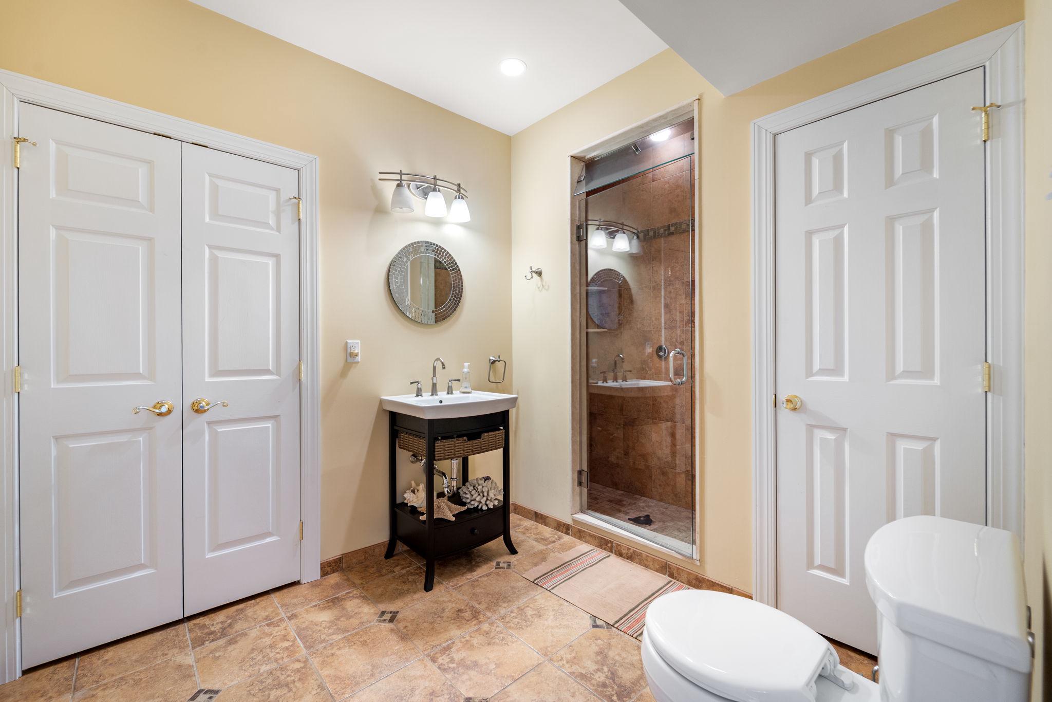 10 Springhouse Ln Property Photo 49