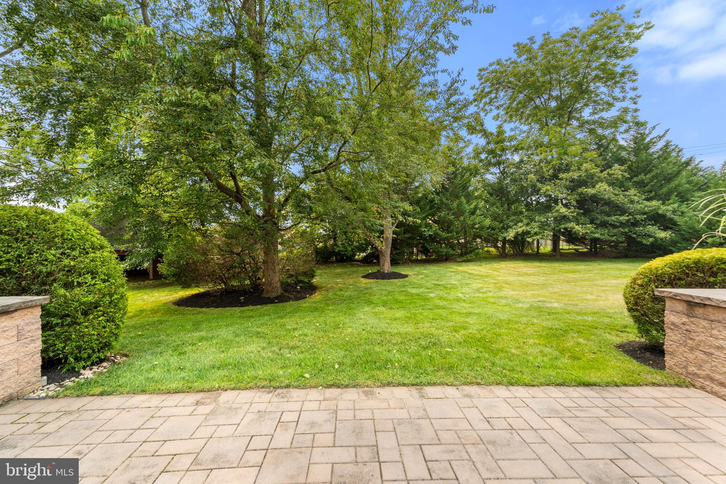 10 Springhouse Ln Property Photo 54