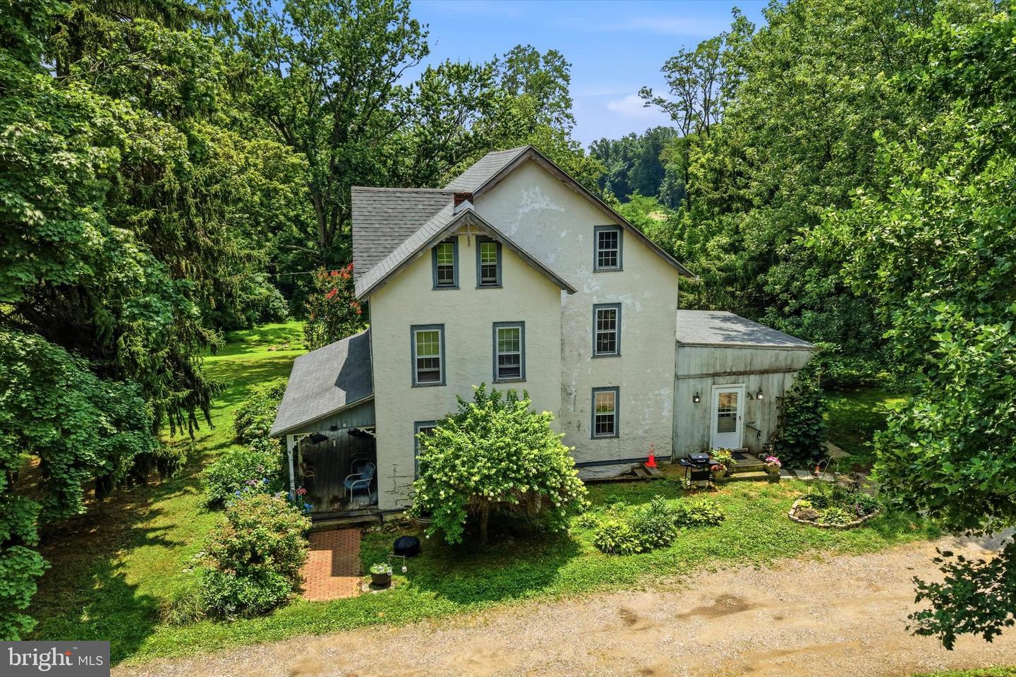 1208 Valley Rd Property Photo 20