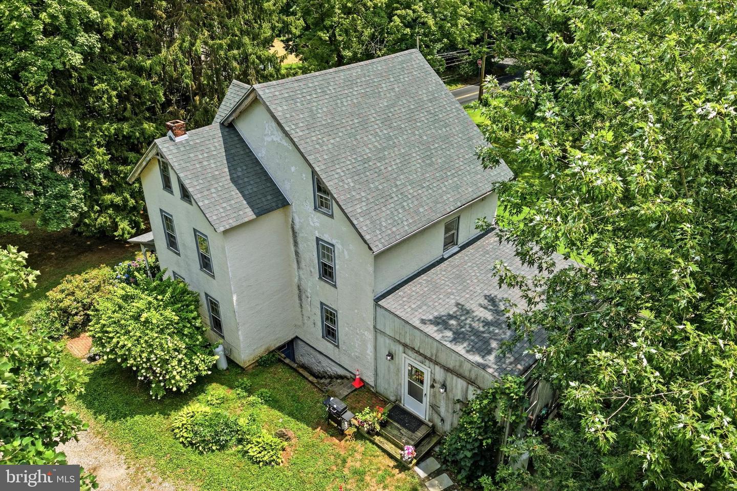 1208 Valley Rd Property Photo 21