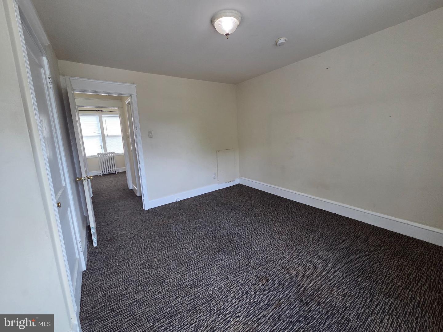441 Croyden Rd Property Photo 15