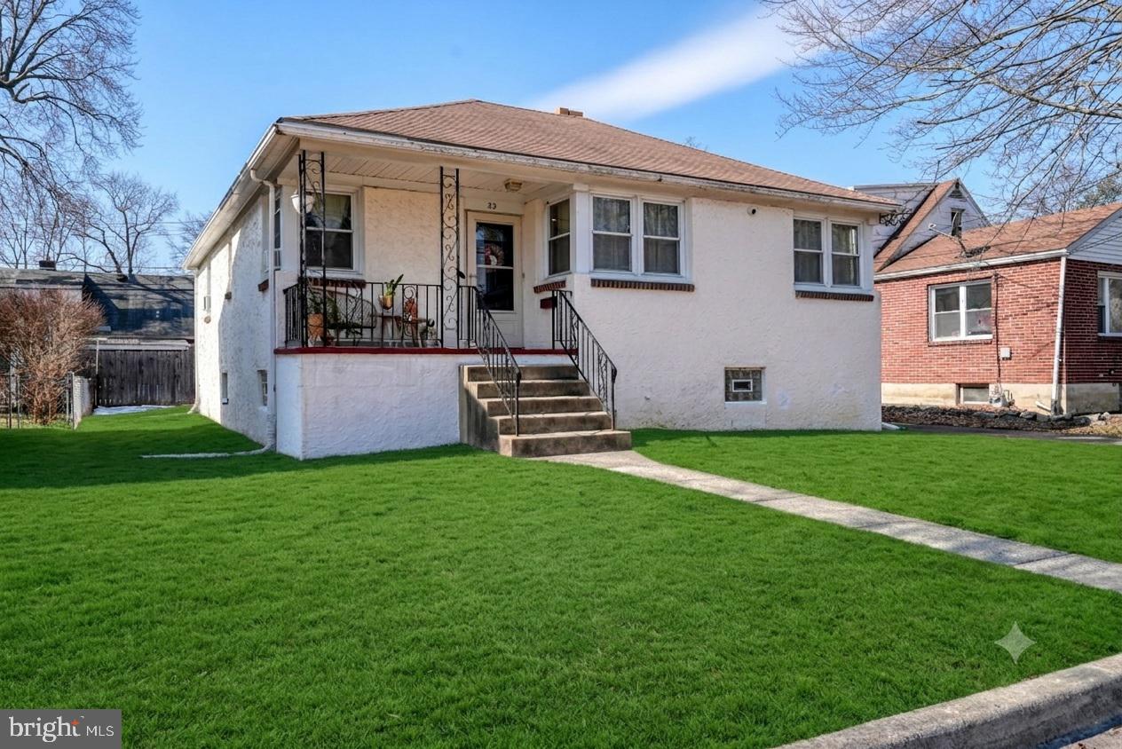 32 Bonsall Ave Property Photo 1