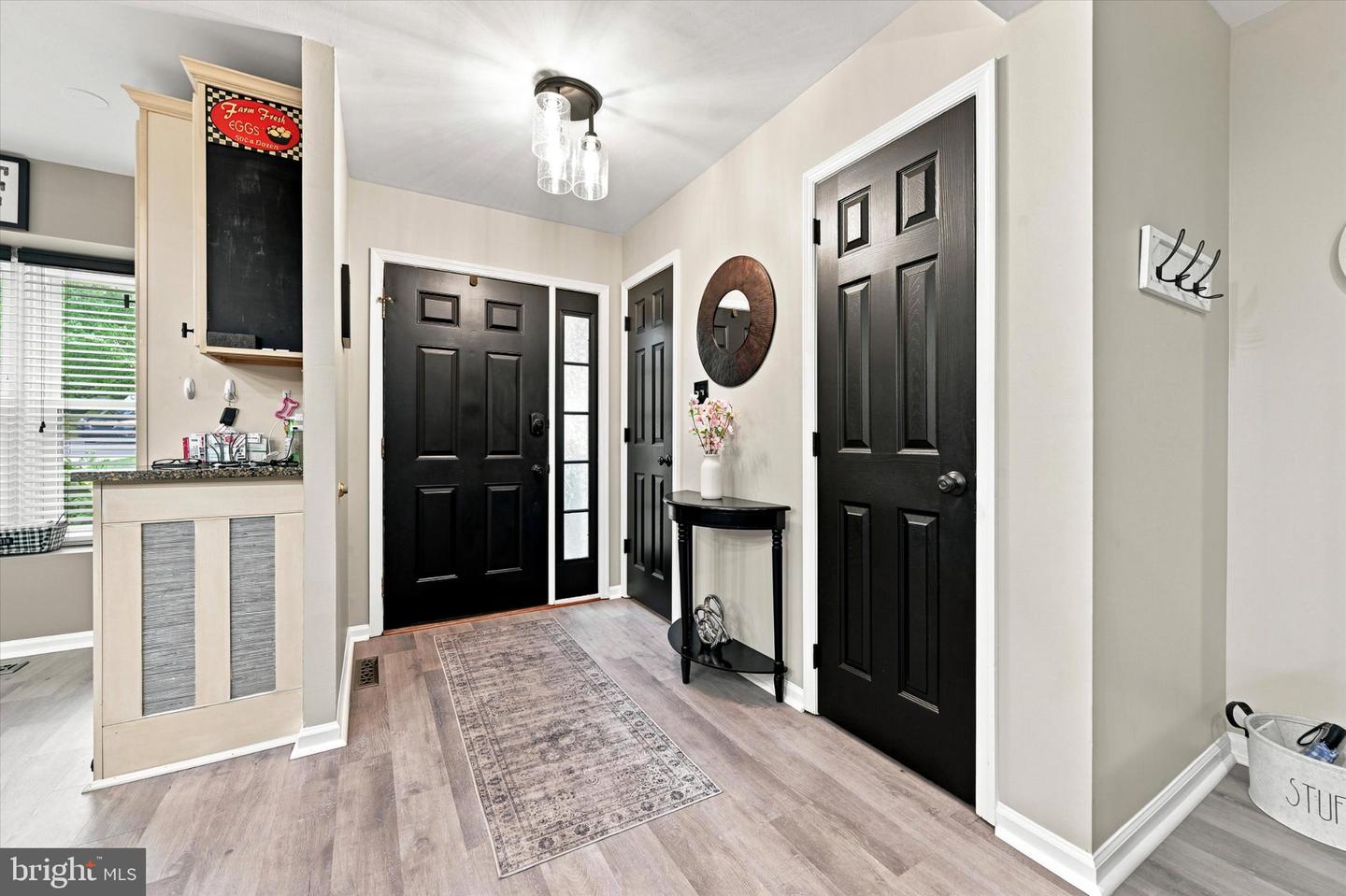 24 Cabot Ct Property Photo 3