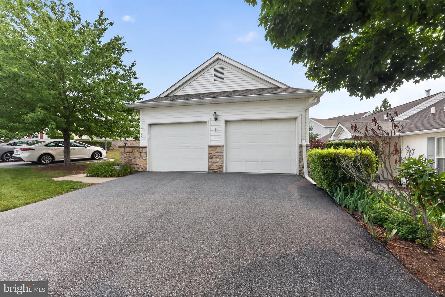 2105 White Fox Way Property Photo 25