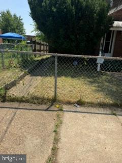 3007 W 10th St Property Photo 9