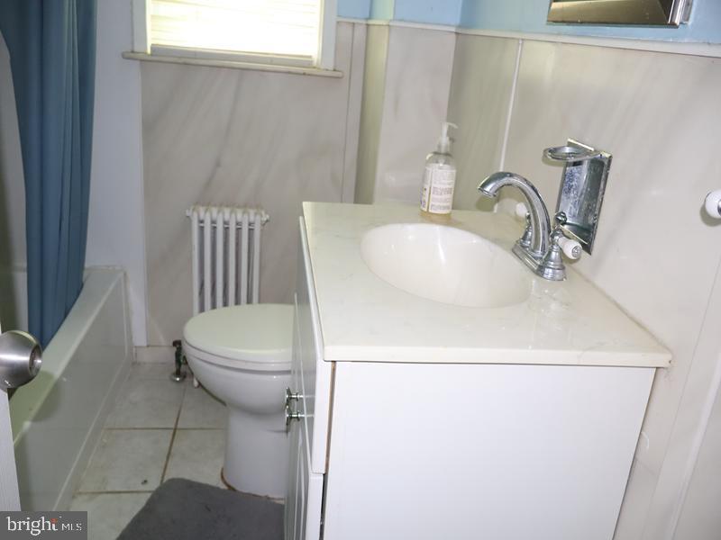 3007 W 10th St Property Photo 12