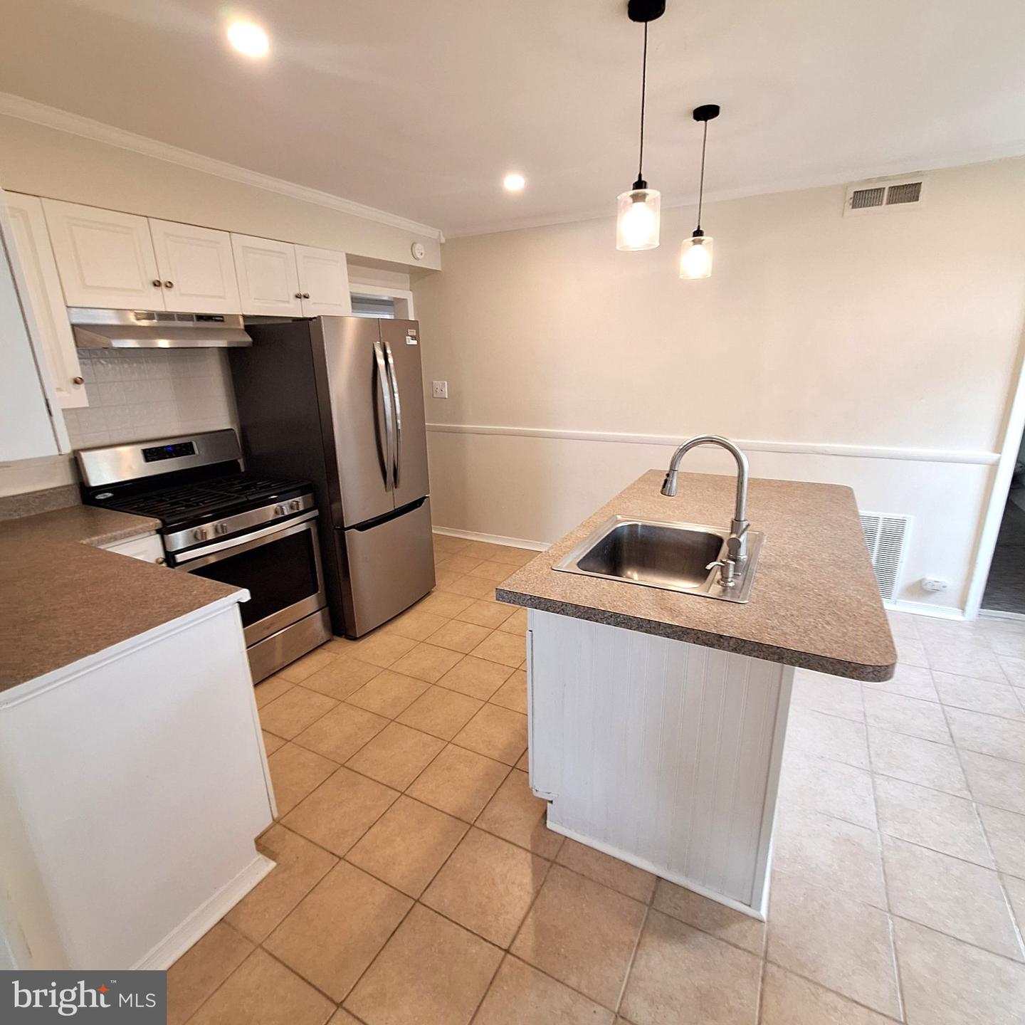 303 Moore Rd Property Photo 19