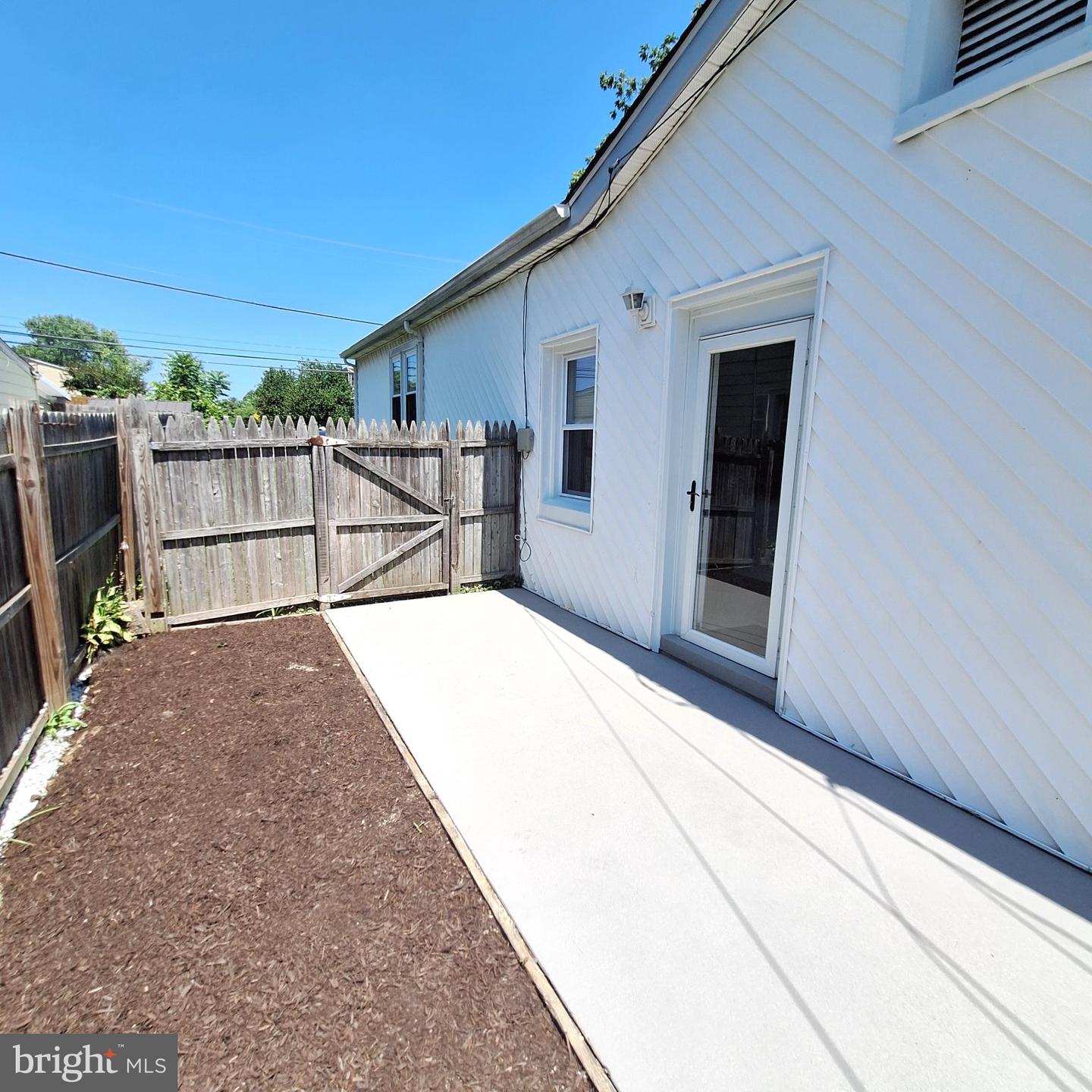 303 Moore Rd Property Photo 23