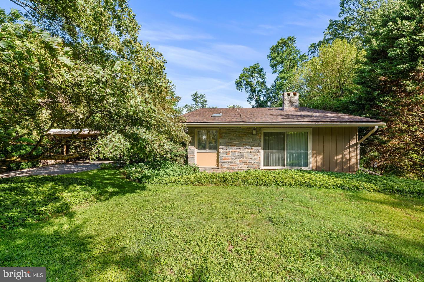 129 Locust Grove Rd Property Photo 39