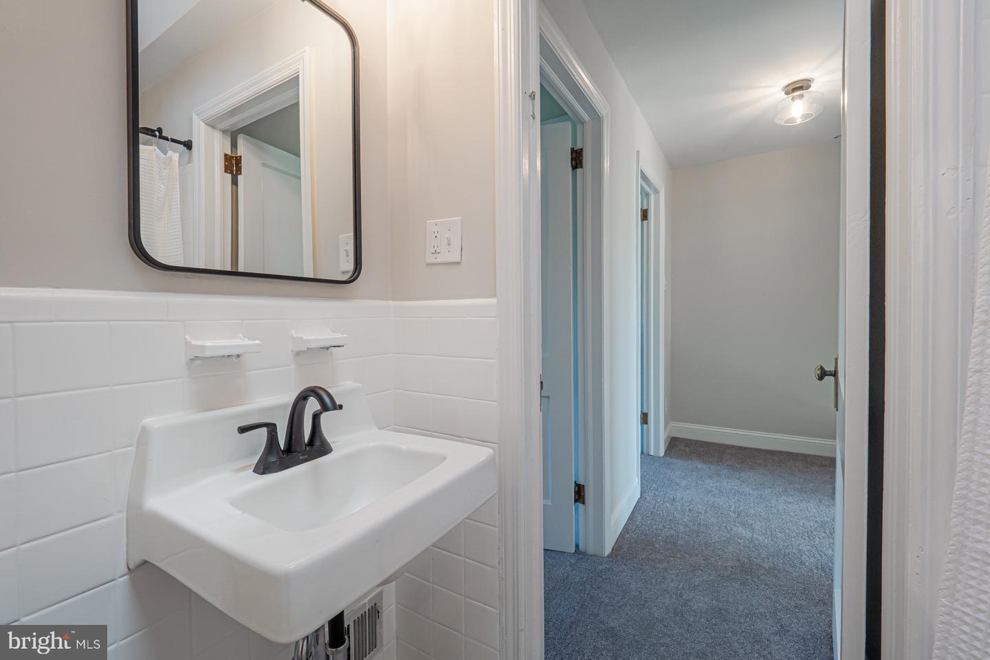 330 Gramercy Dr Property Photo 20
