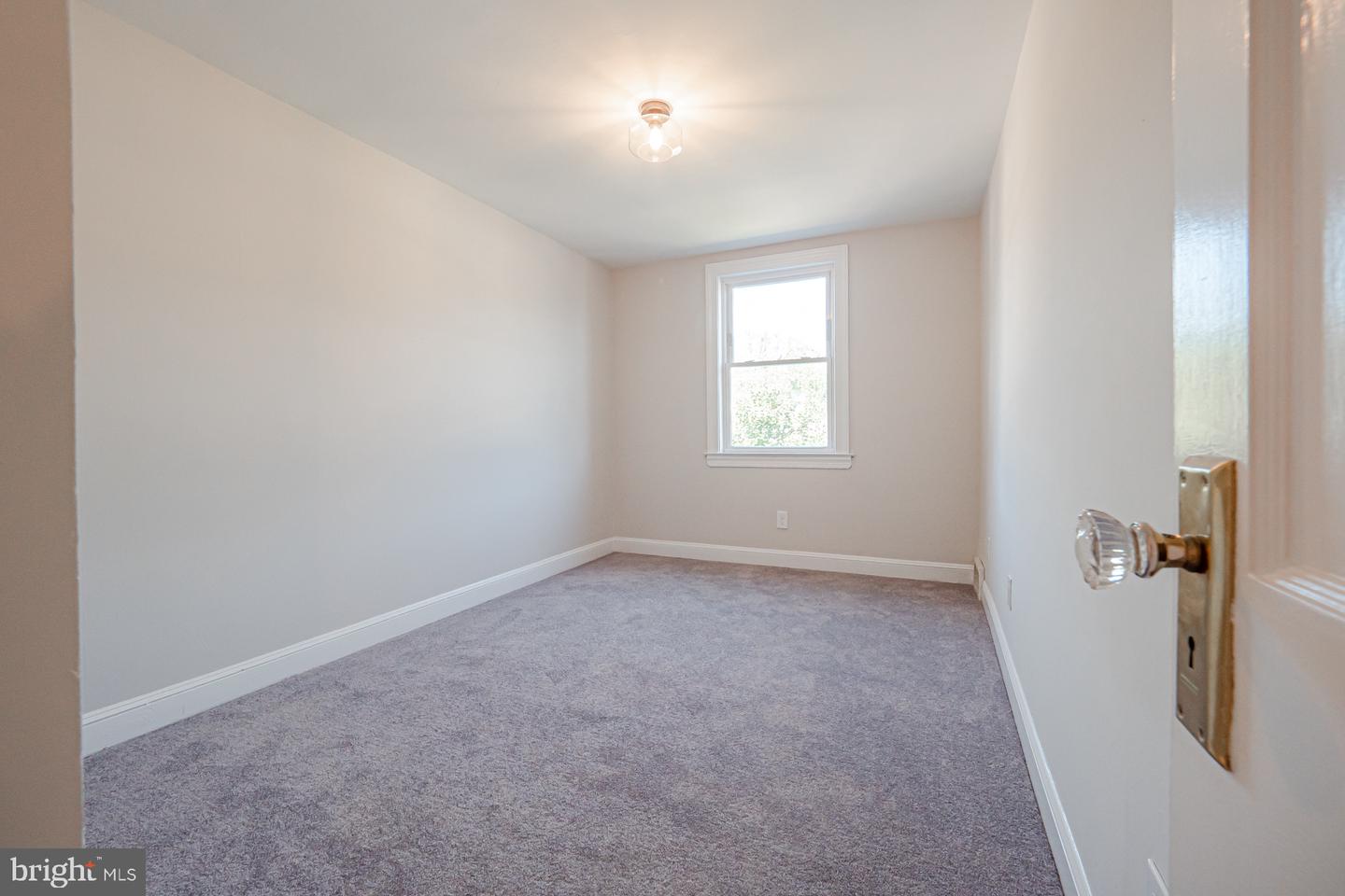 330 Gramercy Dr Property Photo 22