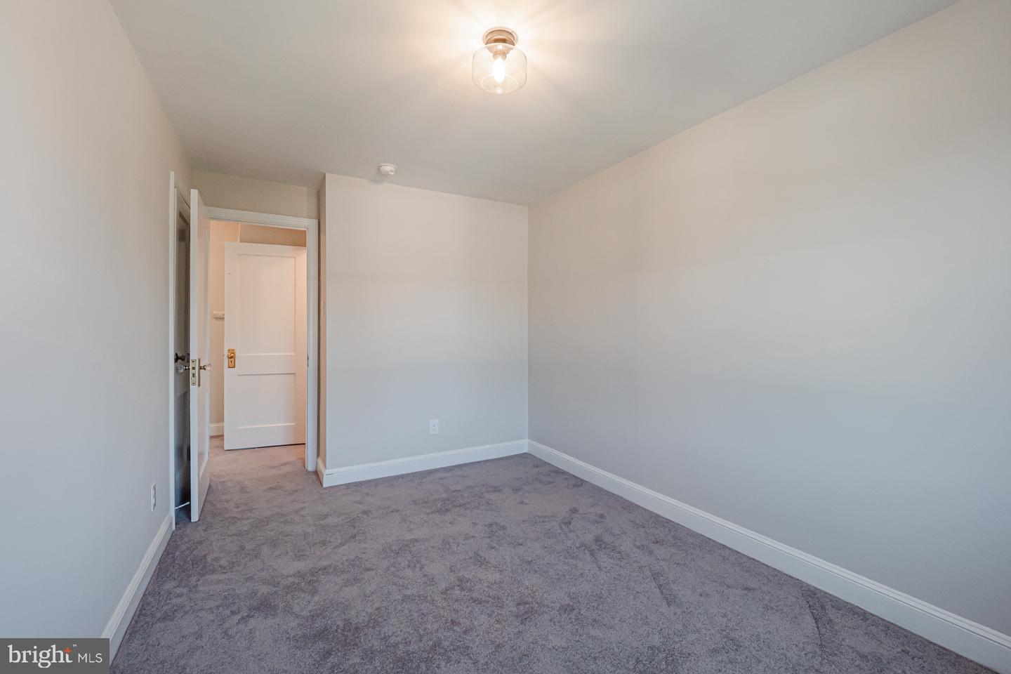 330 Gramercy Dr Property Photo 24