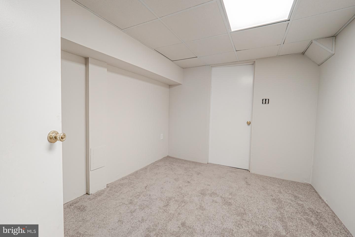 330 Gramercy Dr Property Photo 32