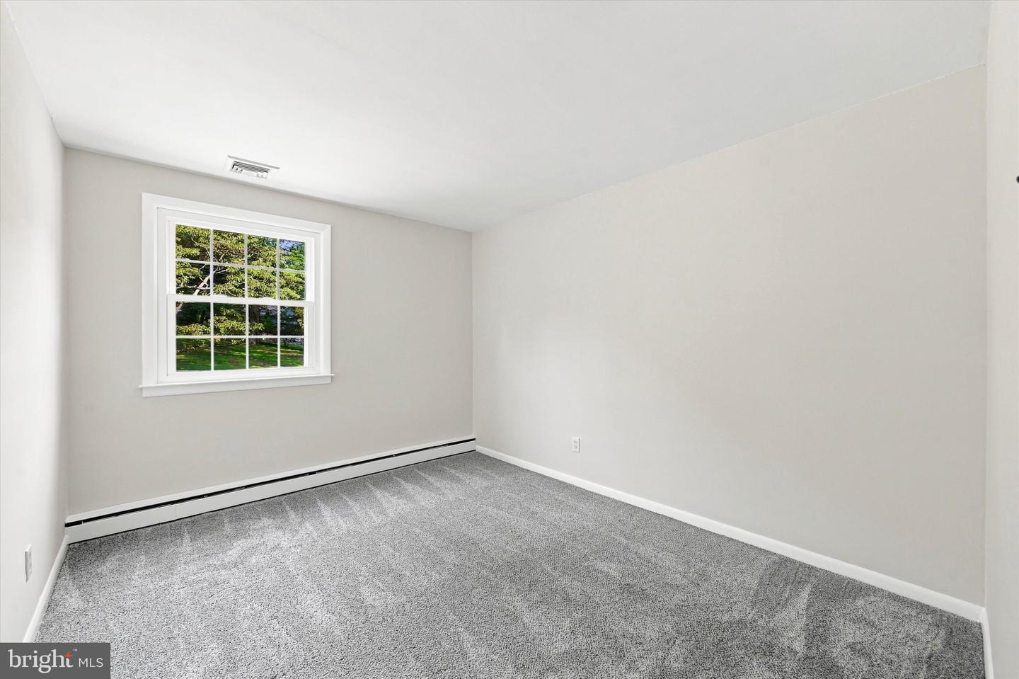 16 E Glen Cir Property Photo 31