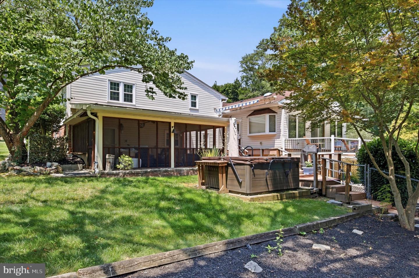 16 E Glen Cir Property Photo 45
